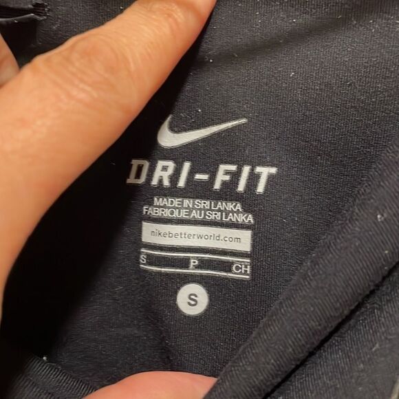 NIKE woman’s Dri fit black leggings - Picture 5 of 8